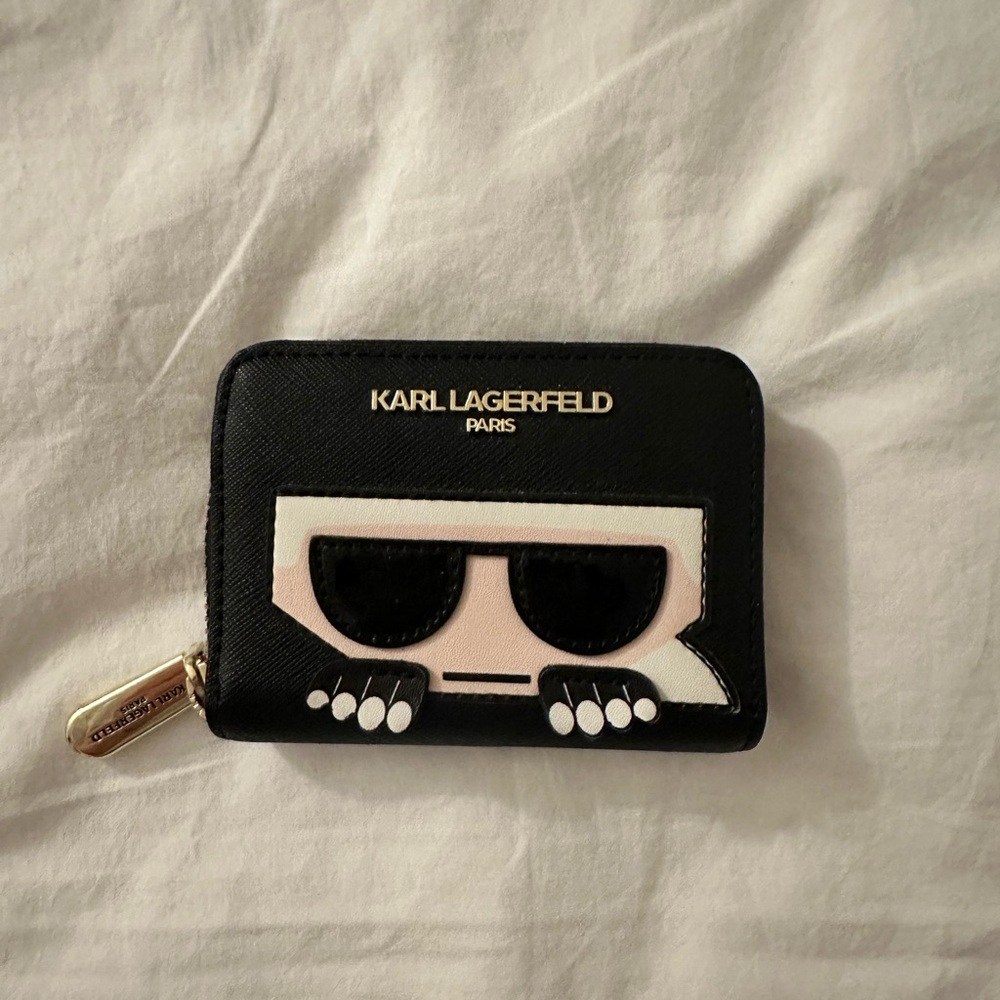 Karl Lagerfeld wallet with Iconic Graphic